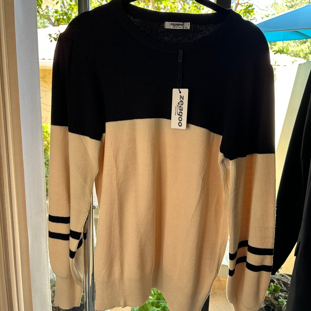 Zeagoo Black and Cream Knit Sweater